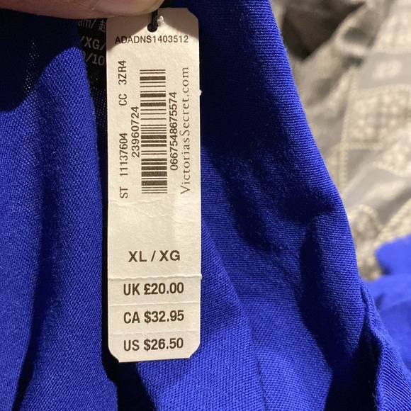 NWT Victoria Secret Sport Cropped T-Shirt - Picture 4 of 9